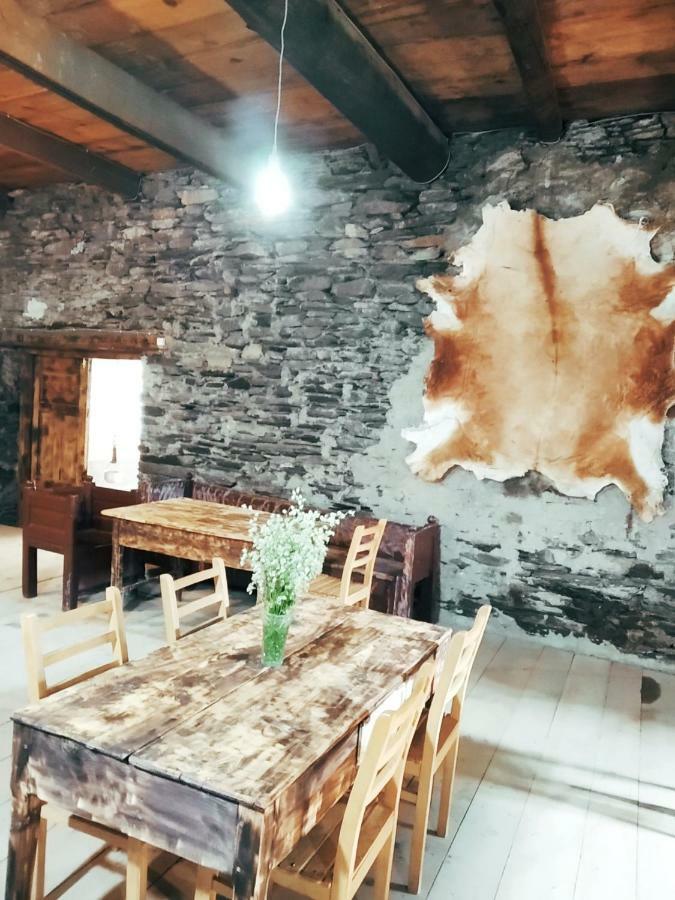 Bed and Breakfast Raul Lushnu Darbaz Местия Экстерьер фото