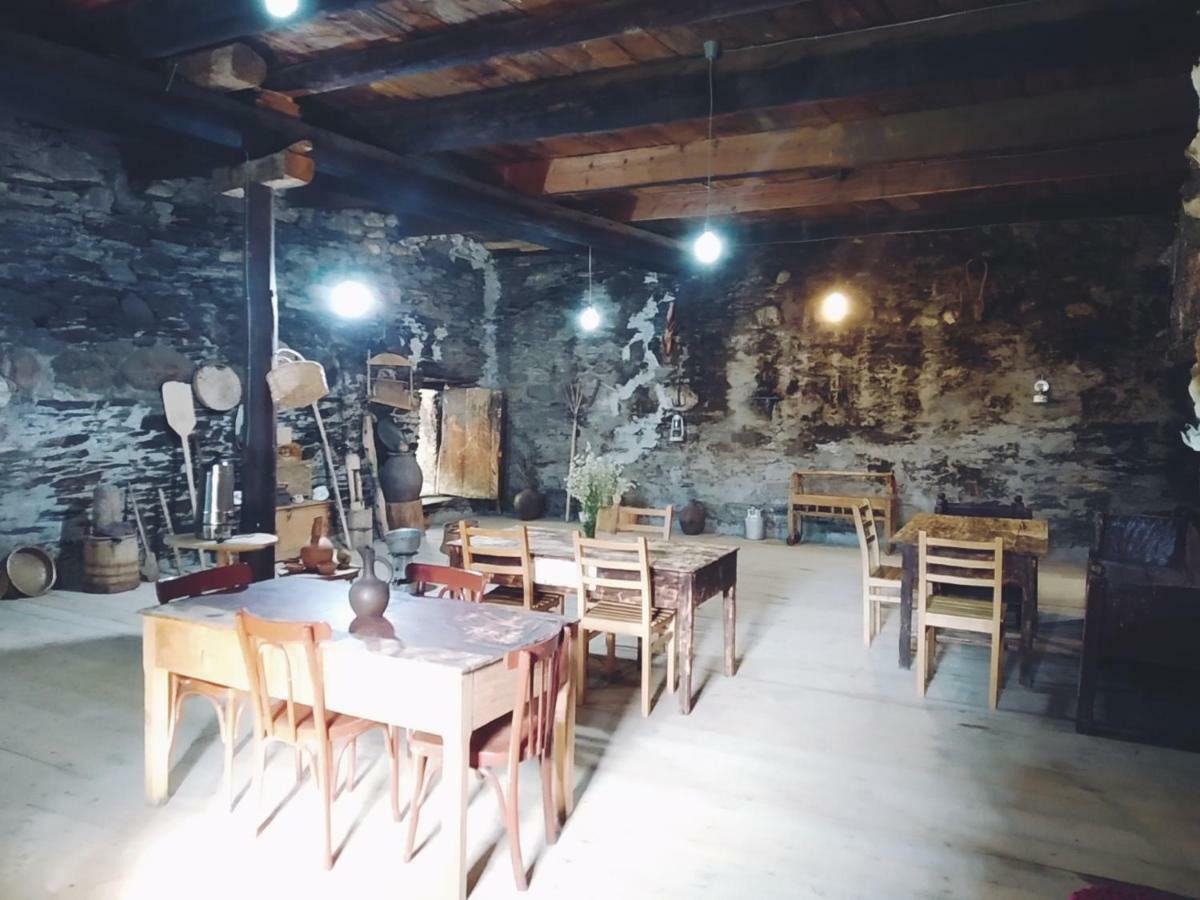 Bed and Breakfast Raul Lushnu Darbaz Местия Экстерьер фото